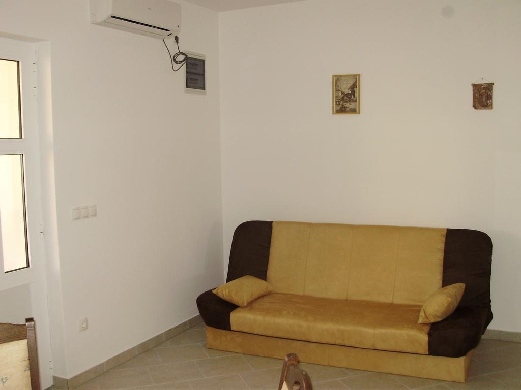 Apartments Ruzmarin 沃希 外观 照片