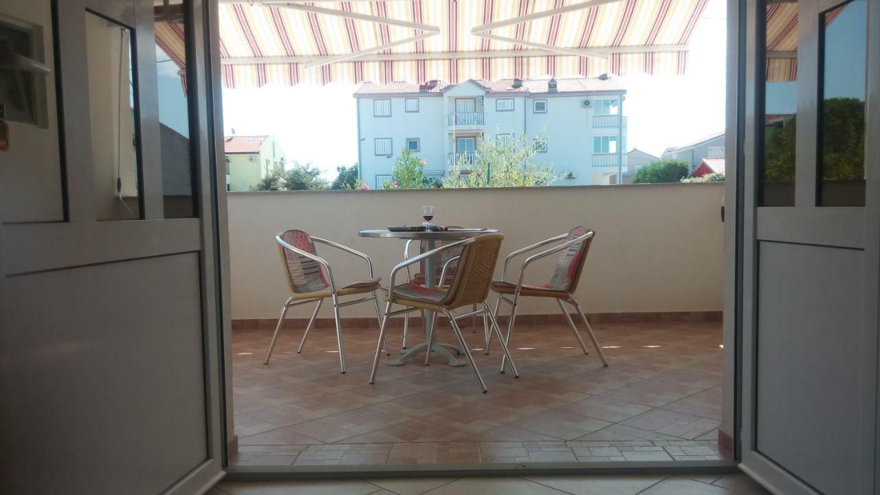 Apartments Ruzmarin 沃希 外观 照片