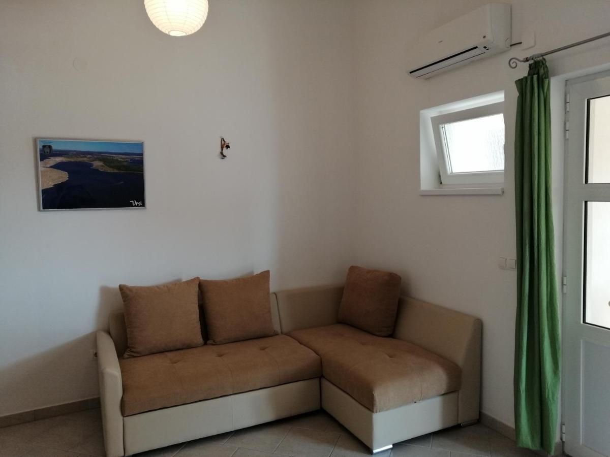 Apartments Ruzmarin 沃希 外观 照片